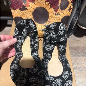 Black Skull Pattern Women's Flats